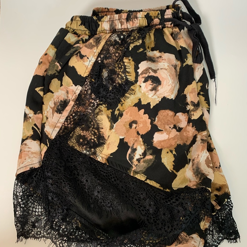 Lace Floral Shorts
